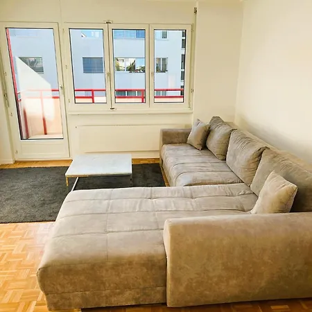Huge Center With Balcony In Zurich, Kars - Self Checkin Apartmán *